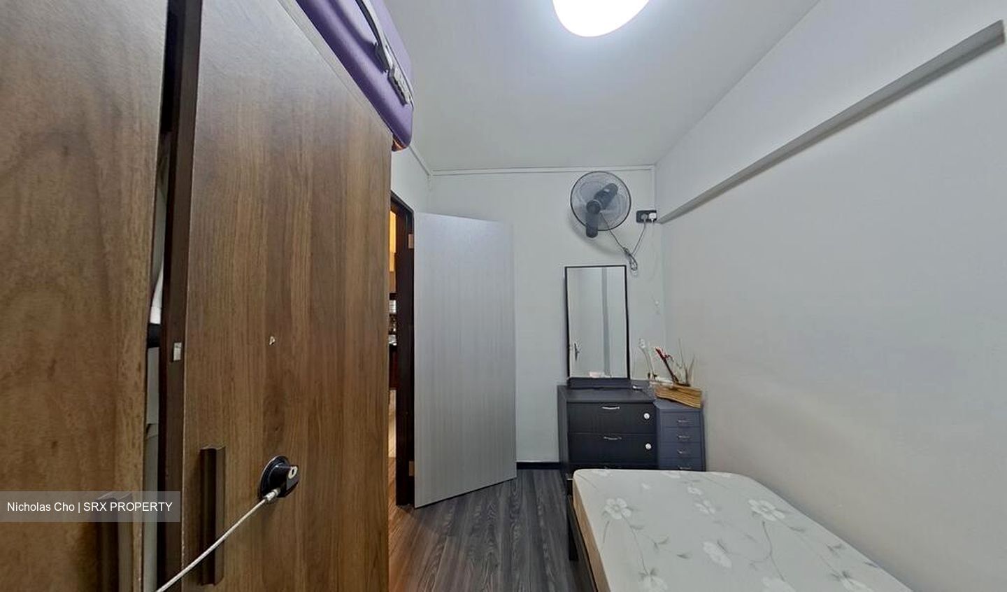 Blk 556 Jurong West Street 42 (Jurong West), HDB Executive #497643141